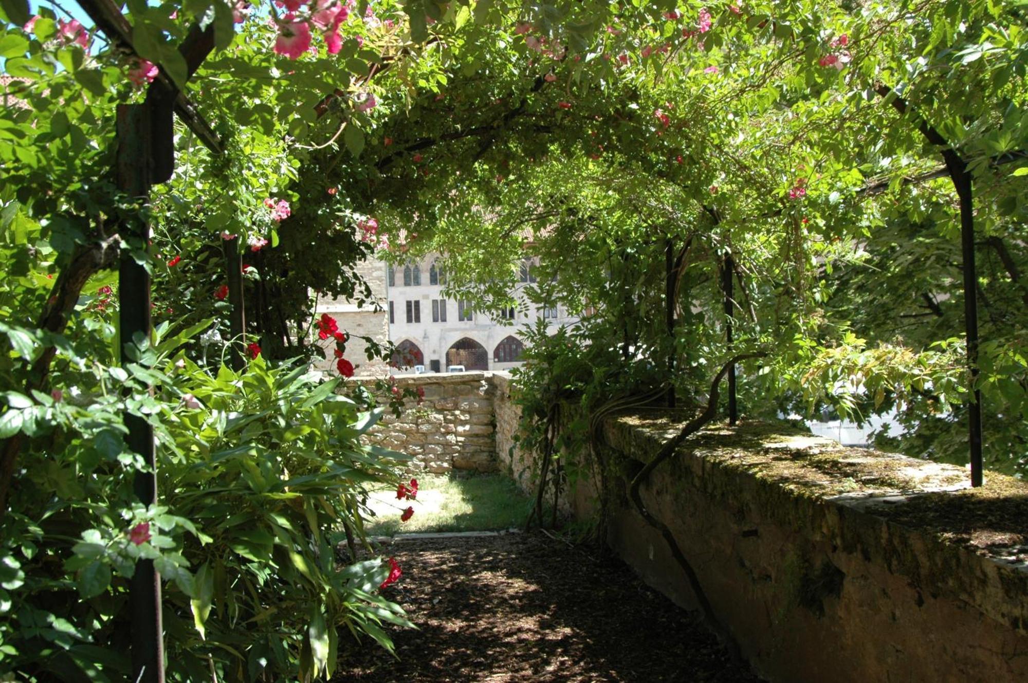 Le Clos De L'Abbaye クリュニー エクステリア 写真